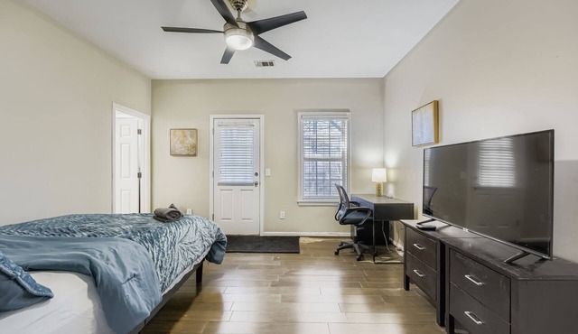 North Atlanta Private Suite