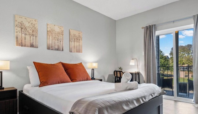 North Austin Retreat Near The Domain, Q2 Stadium & Walnut Creek Trails