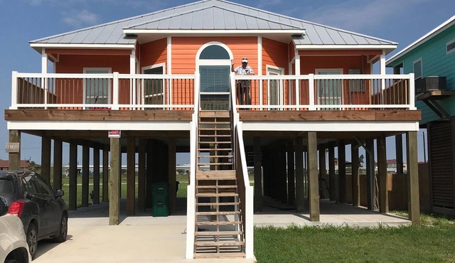 North Beach beach house, beautiful ocean views, one block from Gulf of Mexico