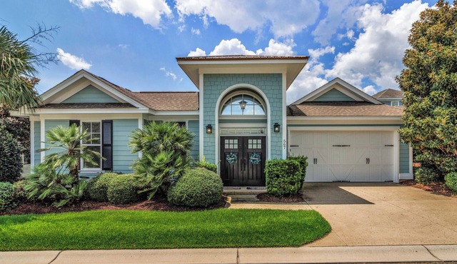 North Beach Resort- Fresh clean home- walk to ocean, resort pools, lazy river!