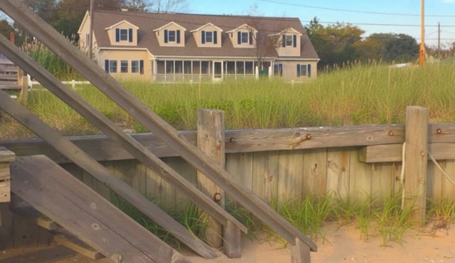 North Fork Summer Escape - 5BR Waterfront Home with Private Beach Access