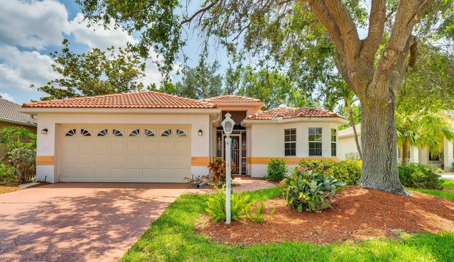 North Fort Myers Getaway w/Resort Amenities!