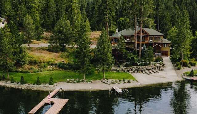 North Idaho Escape: Fall Colors, Winter Wonder & Spring Adventure at the Lodge!