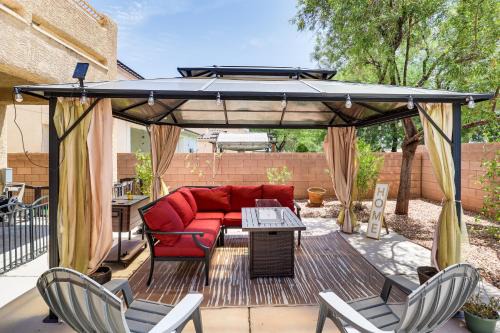 North Las Vegas Home w/Hot Tub - 14 Mi to Strip!