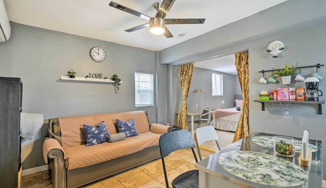 North Las Vegas Studio w/Fire Pit: 10 Mi to Strip