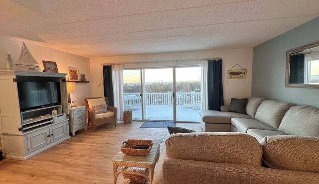 North OC Oceanfront Condo. Big deck. Entire 1st floor. fully remodeled in 2025.