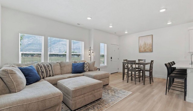 North Ogden Townhouse Near Ski Resorts + Pet-Friendly