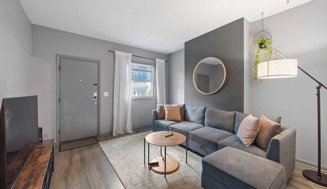 North Pearl Residences 874