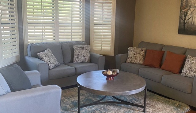 North Phoenix Close to Everything/Secured Parking