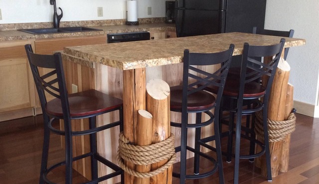 North Shore Lighthouse Suites ~ Fitzgerald Suite ~ With New Sauna