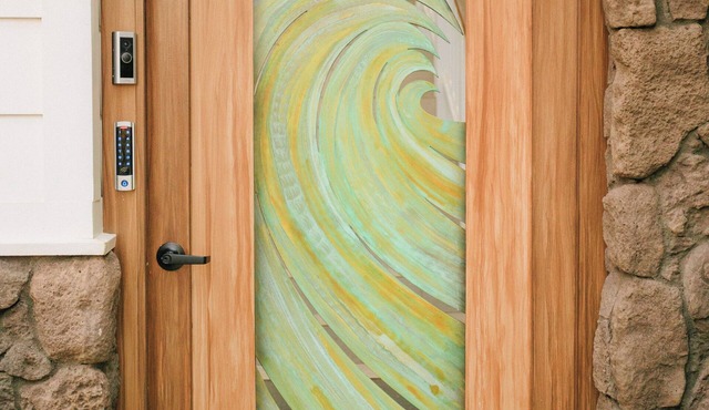 North Shore Luxury Beachfront w/Hot Tub, Firepit and A/C