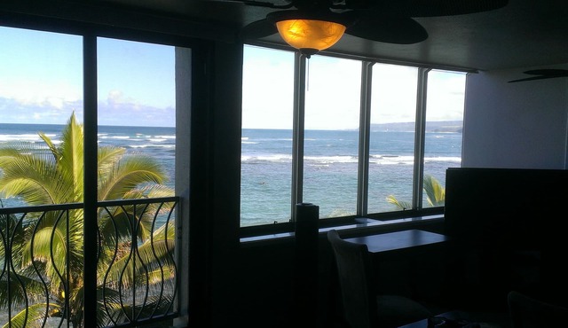 North Shore Oahu Beachfront Condo, 2BR/2BA