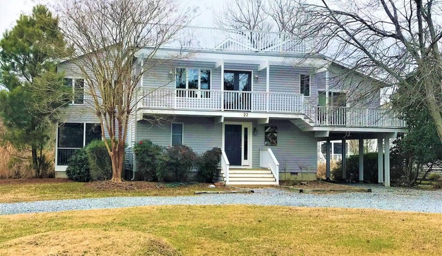 North Shores Home w/Community Pool & Private Beach