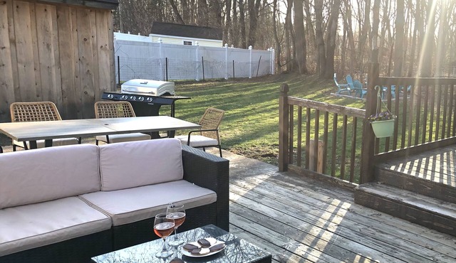 North Utica Ranch- Movie Theater- Pets Welcome!