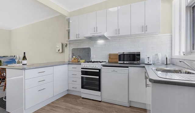 North View - Stones throw to the Warrnambool Race Course