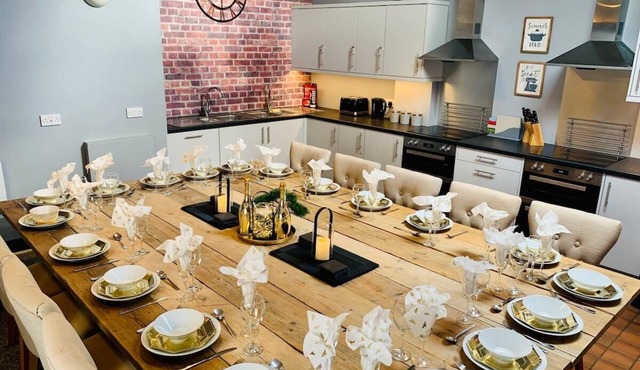 North Wales Gathering/9Bedroom/10bathroom/EVcharge