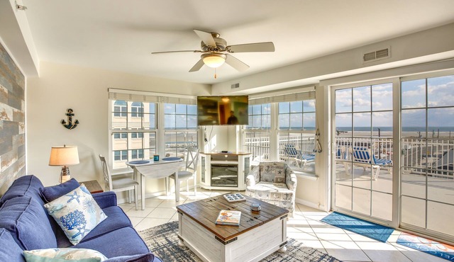 North Wildwood Condo - Beach Across Street!
