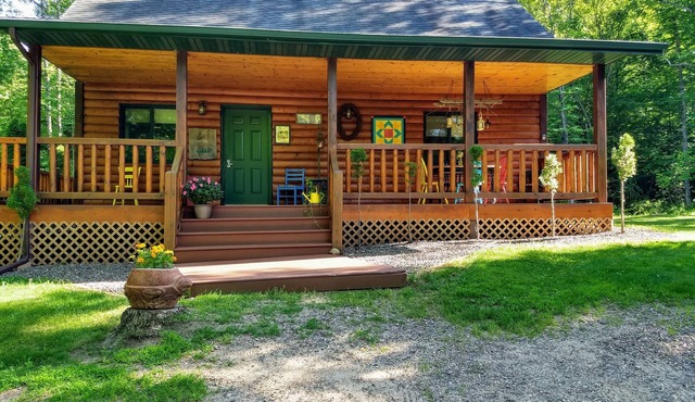 Northern Boundaries CabinnCharming 4 Season Rental Cabin at Christie Mt Ski Area