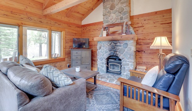 Northern California Vacation Rental w/ River Views