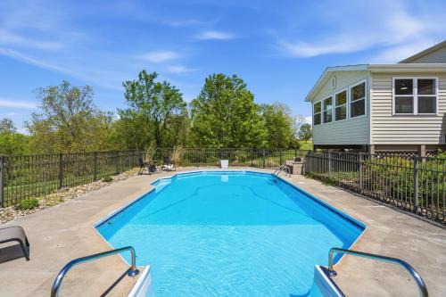 Northern Kentucky Gem with Yard and In-Ground Pool!