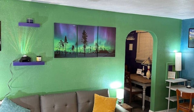 Northern Lights 3pm checkout!