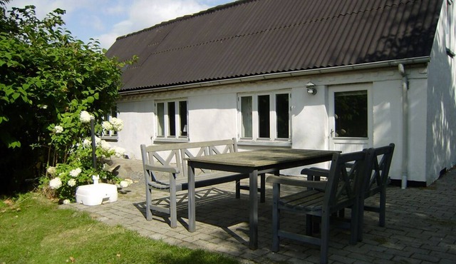 Northern Mors. Cozy year-round holiday home. Close to Ejerslev Harbour. Wi-fi.