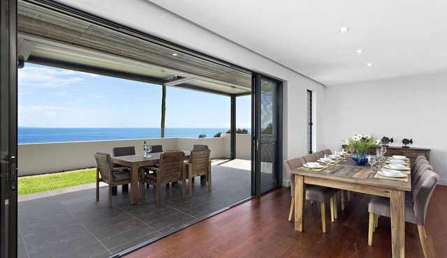 Northern Vista - Panoramic ocean views