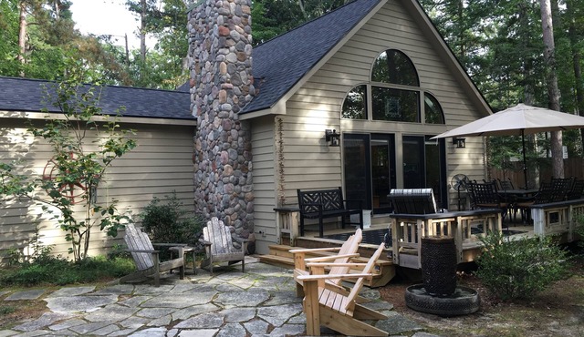 Northerness Cottage; a Short Ride to America's #1 Rated Beach!