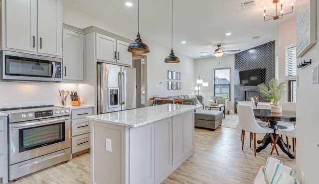 Northlake Vacation Rental w/Pool & Hot Tub Access