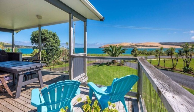 Northland/Hokianga/OpononinStunning beach house for sunsetnOrca