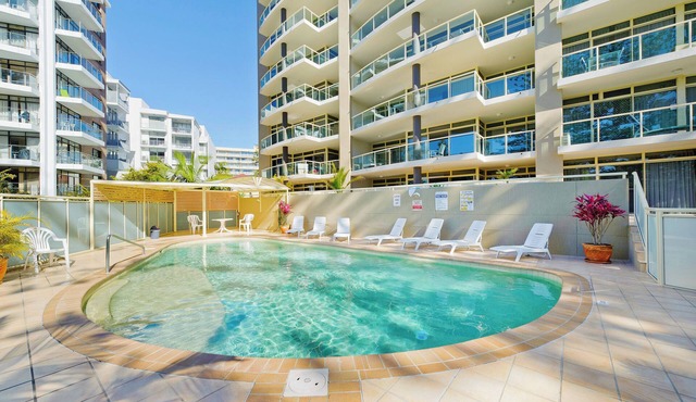 Northpoint 402 - One Bedroom Spacious Water View Apartment