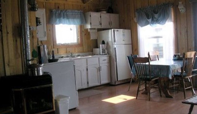 Northside Cottage - 3 Bedroom - North Lake