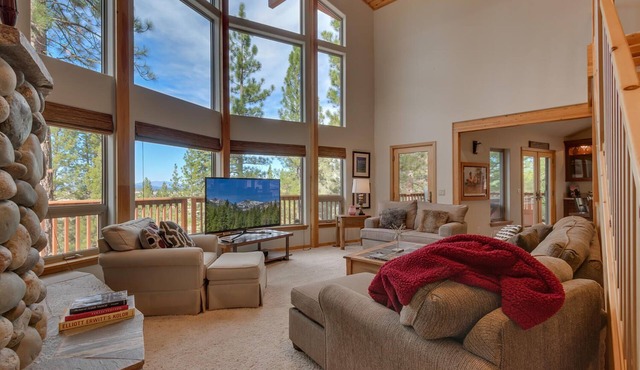 Northstar Retreat with Hot Tub & AC!
