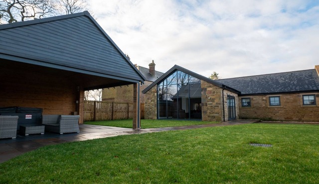 Northumberland Luxury Stays - The Shearling