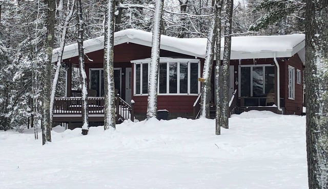 Northwoods Best @ Amazing Grace Retreat Convenient access to Snowmobile trails!
