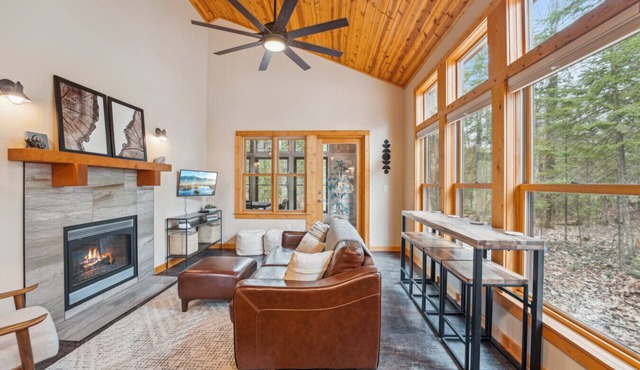 Northwoods Chalet @ Brickyard Creek, Bayfield