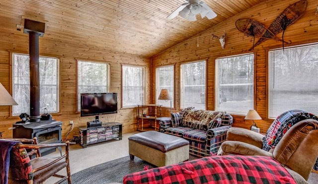 Northwoods Escape in Winter