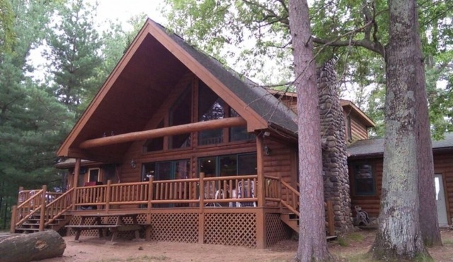 Northwoods Heaven On Island in Beautiful Northwest Wisconsin