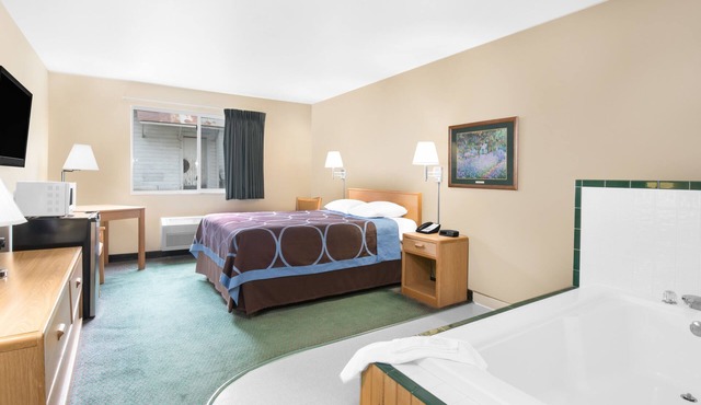 Northwoods Inn & Suites