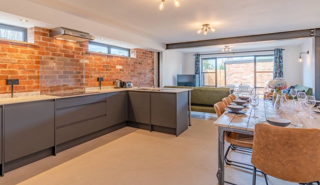 Norton Coach House - Cheltenham Spa