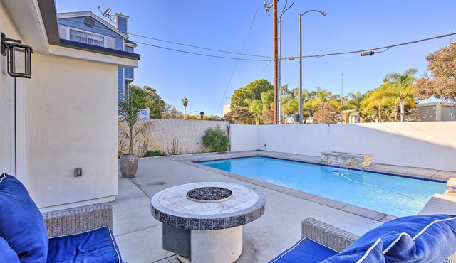 Norwalk Retreat w/Pool ~ 11 Mi to Disneyland Park