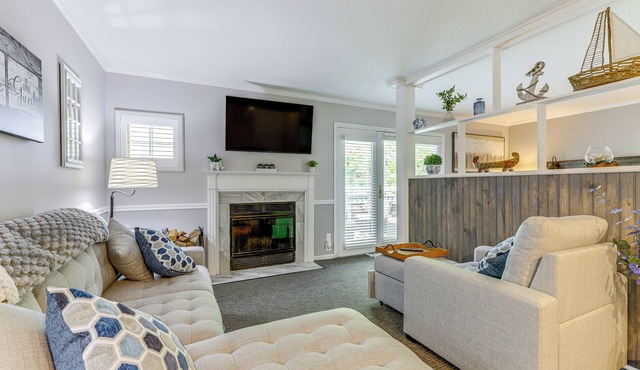 Norwich Vacation Rental w/Golf Course Views!