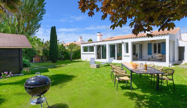 Nostress -Villa+Studio- 8 pers by Interhome