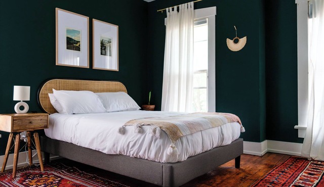 Not Just a Rental - Real Home Vibes, Fast WiFi, 2BR/2BA, Quiet, Walkable, King