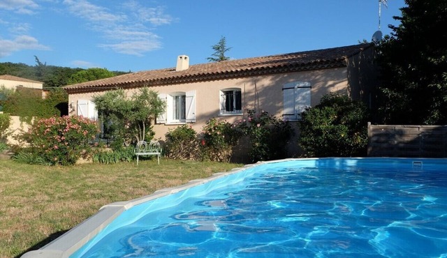 Not overlooked Villa with private pool - 4 stars