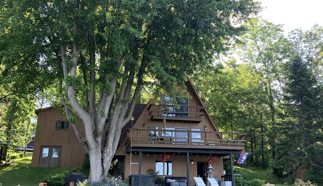 ‘Not To Worry’ Waterfront Home