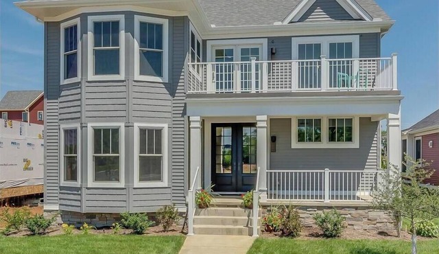 Notre Dame Ave. Dream Home Built in 2018 -1.5 Miles from Campus
