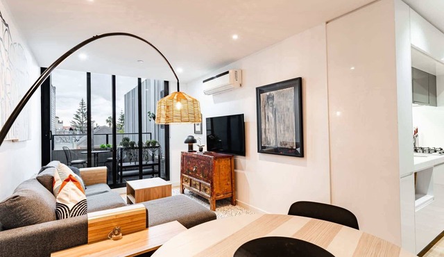 "Nott's Nook"- 1-Bed with Rooftop Views