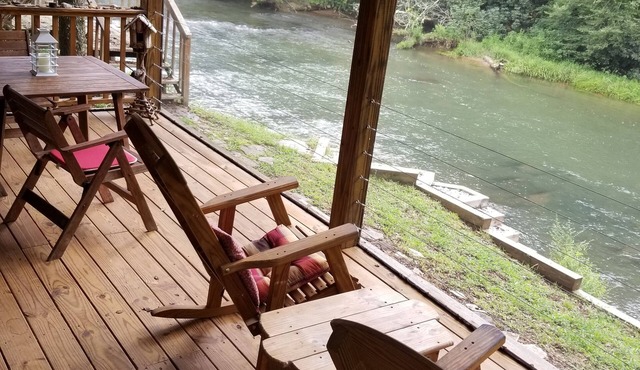 " Nottely River Retreat"