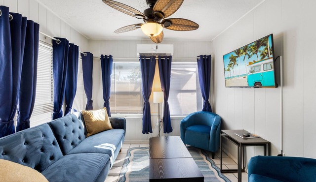 Nottingham Beach Bungalow near Siesta Key